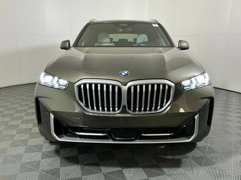 New 2026 BMW X5 xDrive40i w/ Climate Comfort Package AWD/4WD image 3