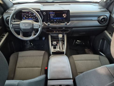 Used 2024 Chevrolet Colorado Trail Boss w/ LPO, Skid Plate Package AWD/4WD image 23