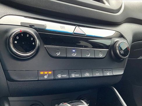 Used 2017 Hyundai Tucson Sport image 31