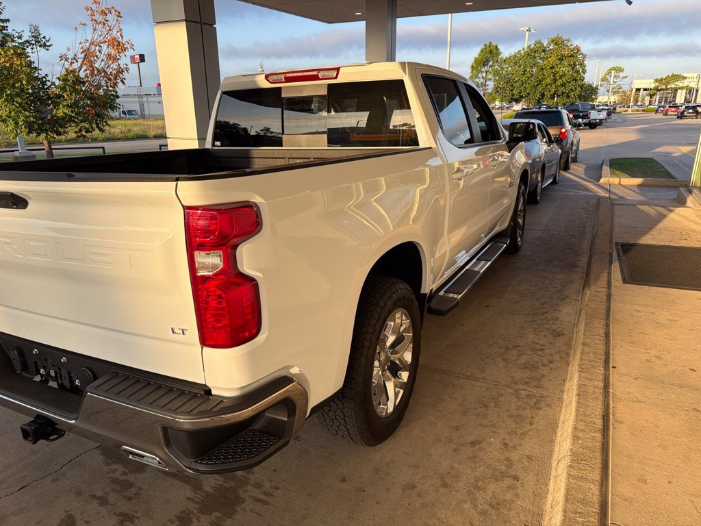 Used 2026 Chevrolet Silverado 1500 LT AWD/4WD image 6