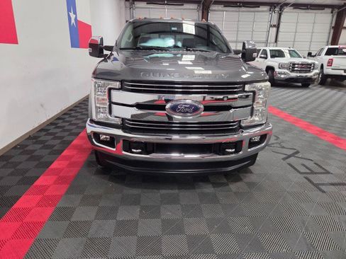 Used 2017 Ford F350 Lariat w/ Chrome Package AWD/4WD image 4