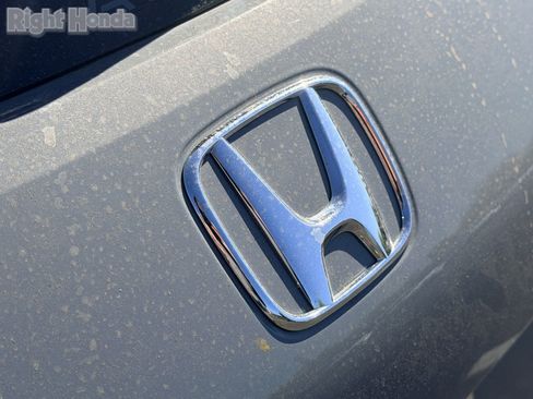 Used 2025 Honda HR-V Sport image 12