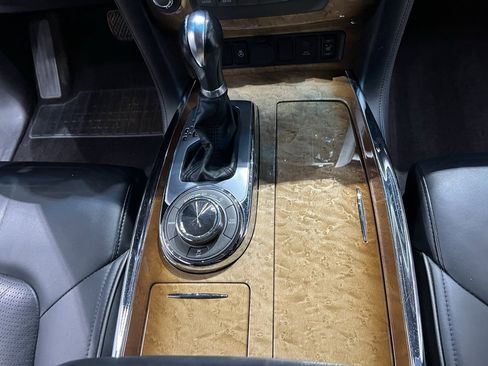 Used 2011 INFINITI QX56 4WD w/ Theater Pkg image 41