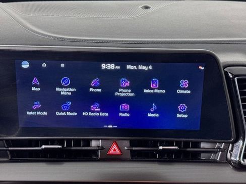 Certified 2023 Kia Sportage EX AWD/4WD image 15