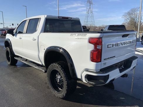 Used 2022 Chevrolet Silverado 1500 RST w/ Safety Package image 8