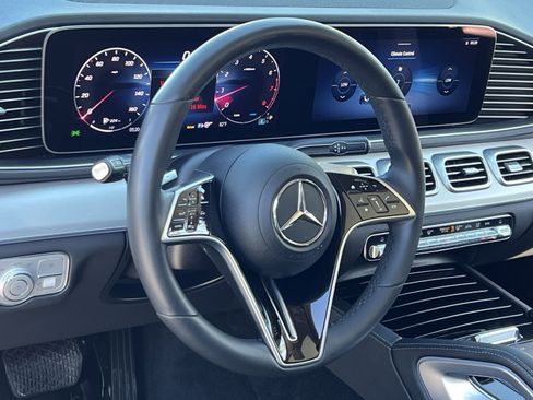 Used 2024 Mercedes-Benz GLE 350 4MATIC image 21