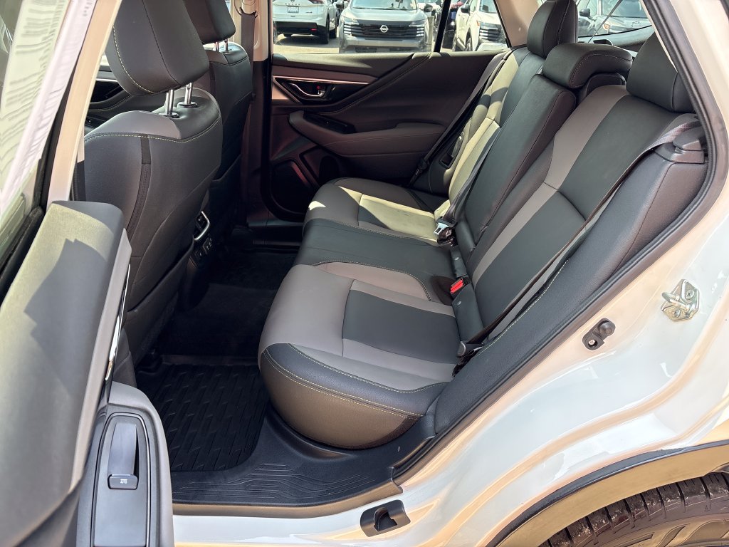 Used 2021 Subaru Outback Onyx Edition XT AWD/4WD image 25