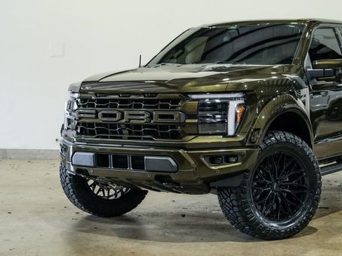Used 2026 Ford F150 Raptor AWD/4WD image 19