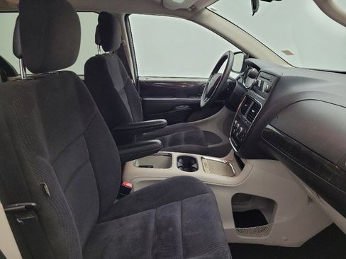 Used 2015 Dodge Grand Caravan SXT FWD image 21