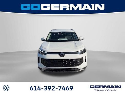 New 2026 Volkswagen Tiguan SE image 3