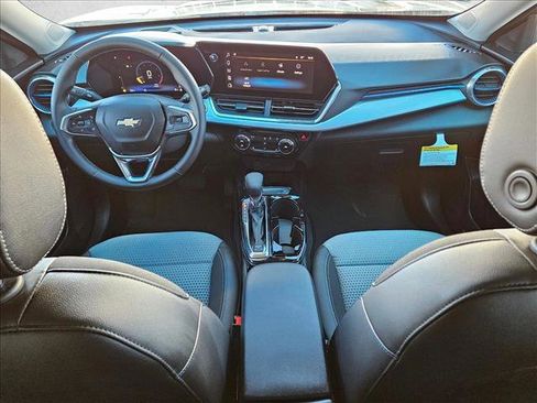 New 2026 Chevrolet Trax LT w/ LT Convenience Package image 15
