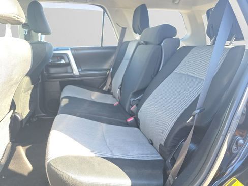 Used 2015 Toyota 4Runner SR5 image 14