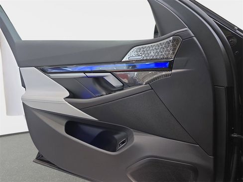 New 2026 BMW M5 Base w/ Carbon Package image 25