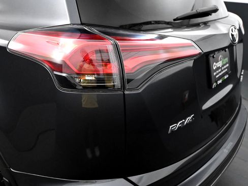 Used 2017 Toyota RAV4 XLE image 13