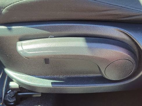 Used 2024 Kia Soul LX w/ Option Group 015 FWD image 17