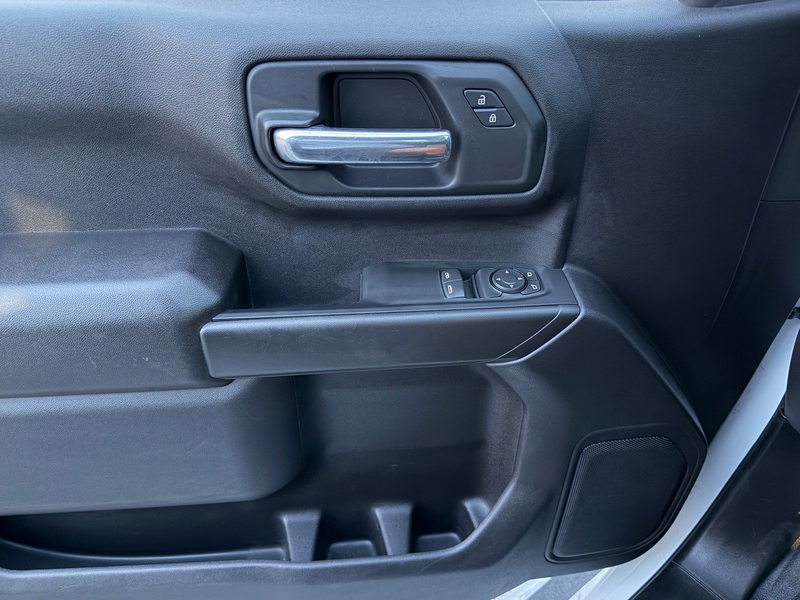 Used 2025 Chevrolet Silverado 1500 W/T RWD image 26