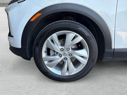 Certified 2026 Buick Encore GX Preferred w/ Advanced Technology Package FWD image 21