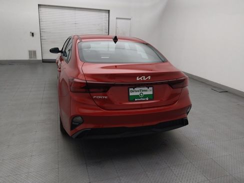 Used 2023 Kia Forte LXS w/ LXS Technology Package FWD image 6