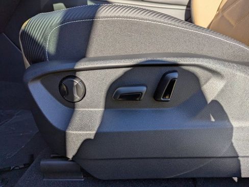 New 2026 Volkswagen Atlas Cross Sport SE image 11