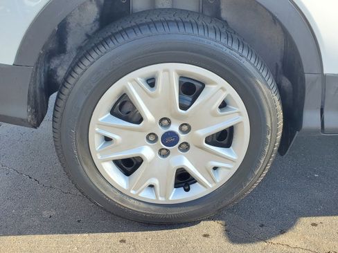 Used 2016 Ford Escape S FWD image 25