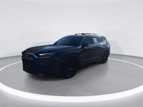 Used 2024 Toyota Grand Highlander Platinum image 9