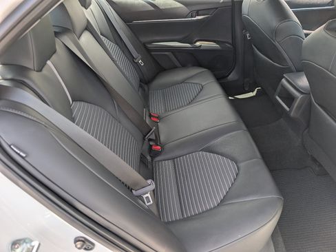 Used 2023 Toyota Camry SE w/ Protection Package (Q2) (TMS) image 5