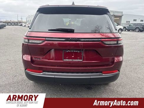 New 2026 Jeep Grand Cherokee Altitude image 5