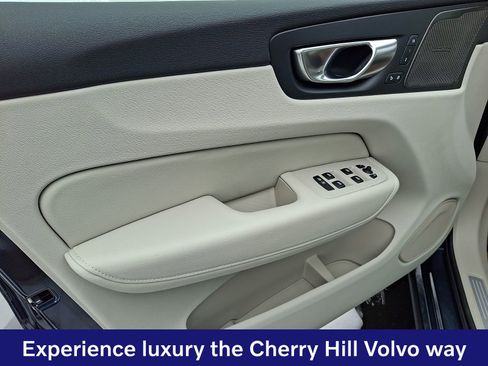 New 2026 Volvo XC60 T8 Ultra w/ Protection Package Premier AWD/4WD image 9