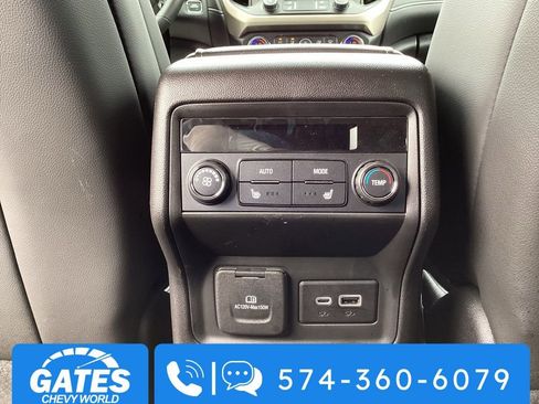 Used 2023 GMC Acadia Denali w/ Denali Ultimate Package AWD/4WD image 20