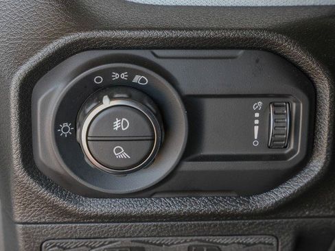 New 2026 Jeep Gladiator Sport image 27