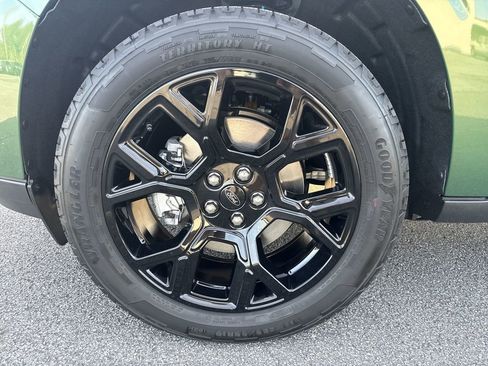 New 2025 Ford Maverick XLT w/ XLT Luxury Package image 8