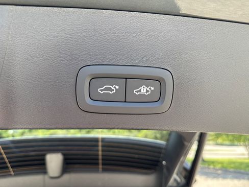 New 2026 Volvo XC40 B5 Core w/ Protection Package Premier image 13