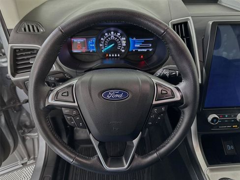 Used 2024 Ford Edge SEL AWD/4WD image 18