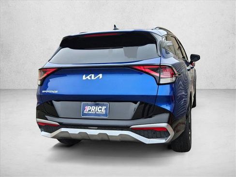 Used 2023 Kia Sportage SX image 4