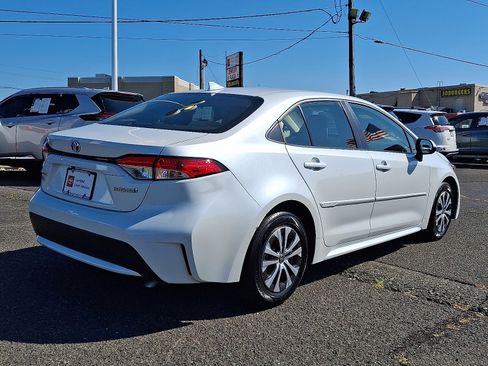 Certified 2022 Toyota Corolla LE image 7