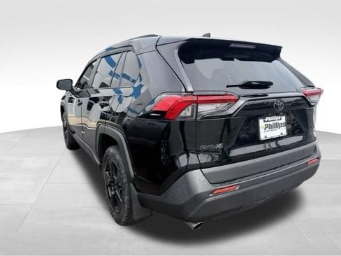 Used 2019 Toyota RAV4 XLE w/ Convenience Package AWD/4WD image 10