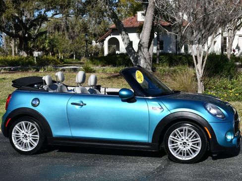 Used 2017 MINI Cooper S image 8