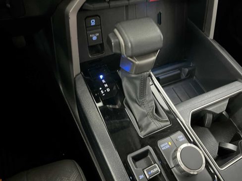 Used 2023 Toyota Tundra SR5 w/ SR5 Premium Package image 20