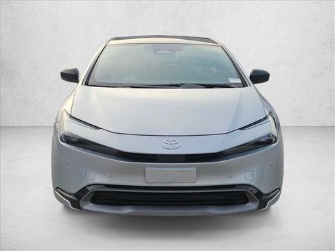 Used 2024 Toyota Prius Limited FWD image 2