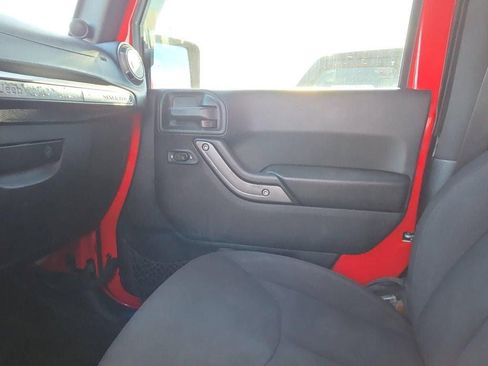 Used 2016 Jeep Wrangler Sport image 10