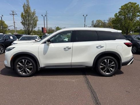 Certified 2023 INFINITI QX60 Luxe w/ Performance Audio Package AWD/4WD image 4