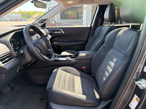 Used 2026 Mitsubishi Outlander SE AWD/4WD image 18