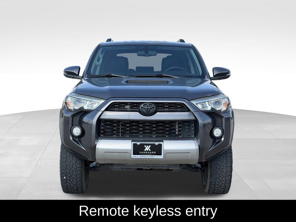 Used 2019 Toyota 4Runner TRD Off-Road Premium AWD/4WD image 3