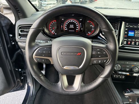 Used 2024 Dodge Durango SXT image 25