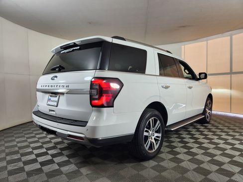 Certified 2023 Ford Expedition Limited image 7