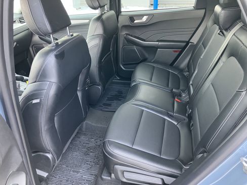 Used 2025 Ford Escape Platinum image 14