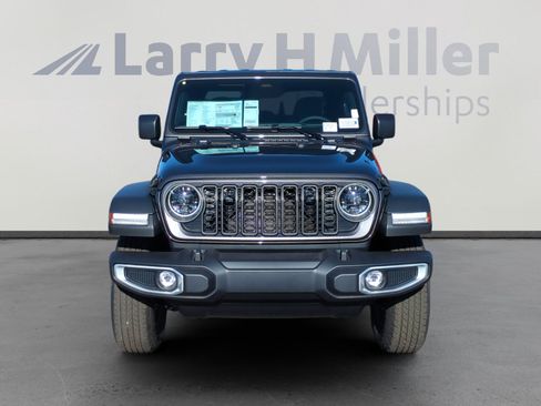 New 2026 Jeep Gladiator Sport AWD/4WD image 8