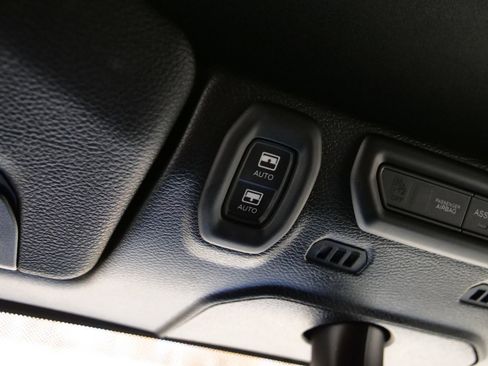 Used 2021 Jeep Wrangler Unlimited Sahara image 11