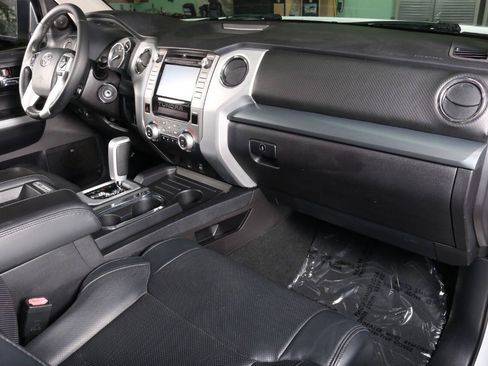 Used 2016 Toyota Tundra Platinum RWD image 33