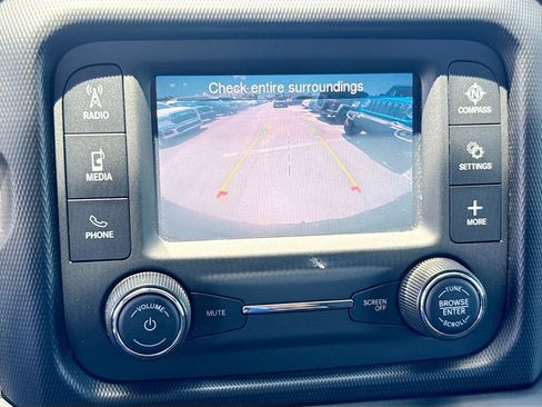 Used 2021 Jeep Wrangler Unlimited Sport AWD/4WD image 14